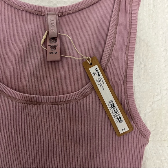 SKIMS Pink Fitted Ribbed Tank Top - Picture 2 of 2